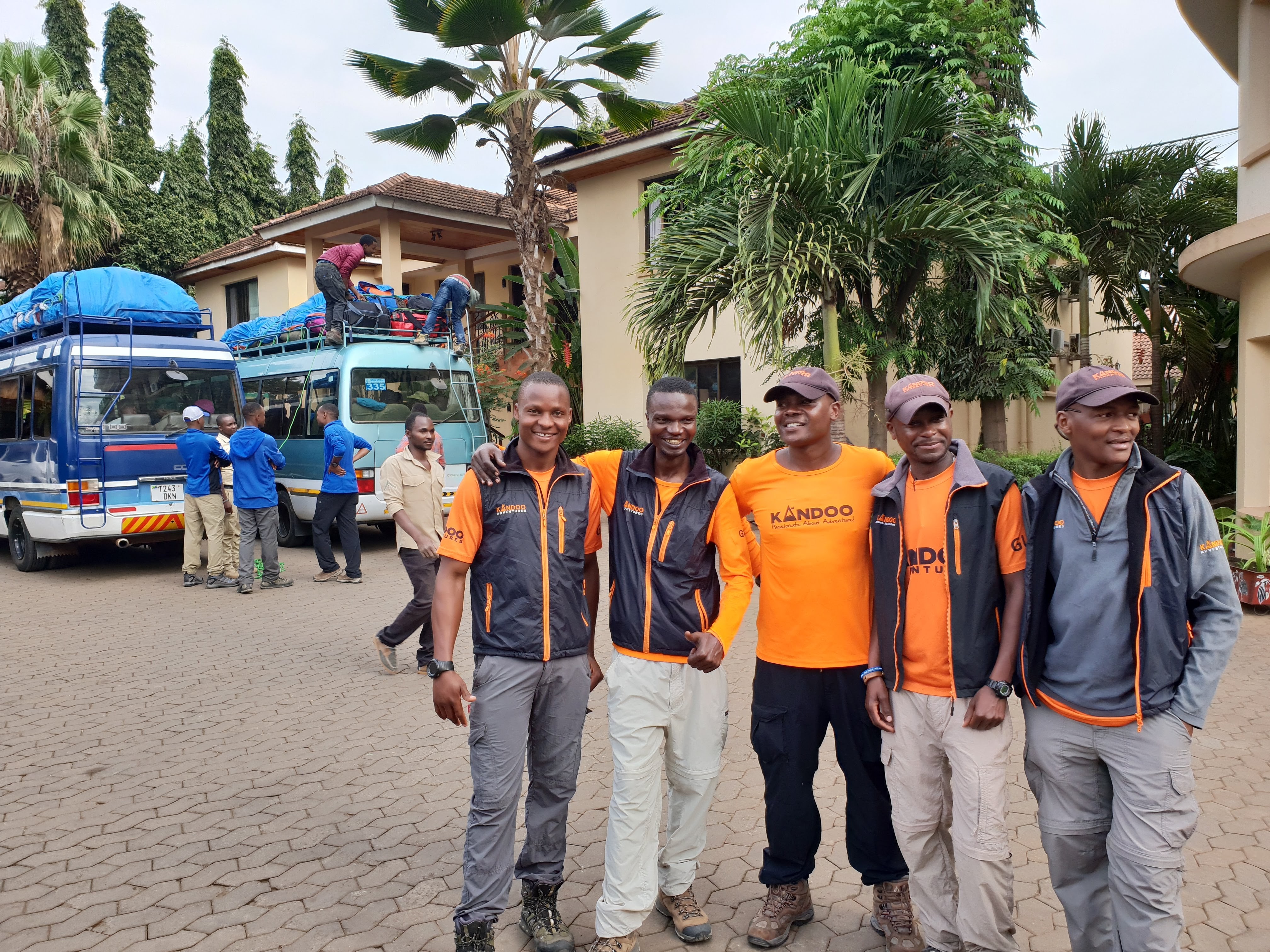 Kandoo Kilimanjaro Guides group photo
