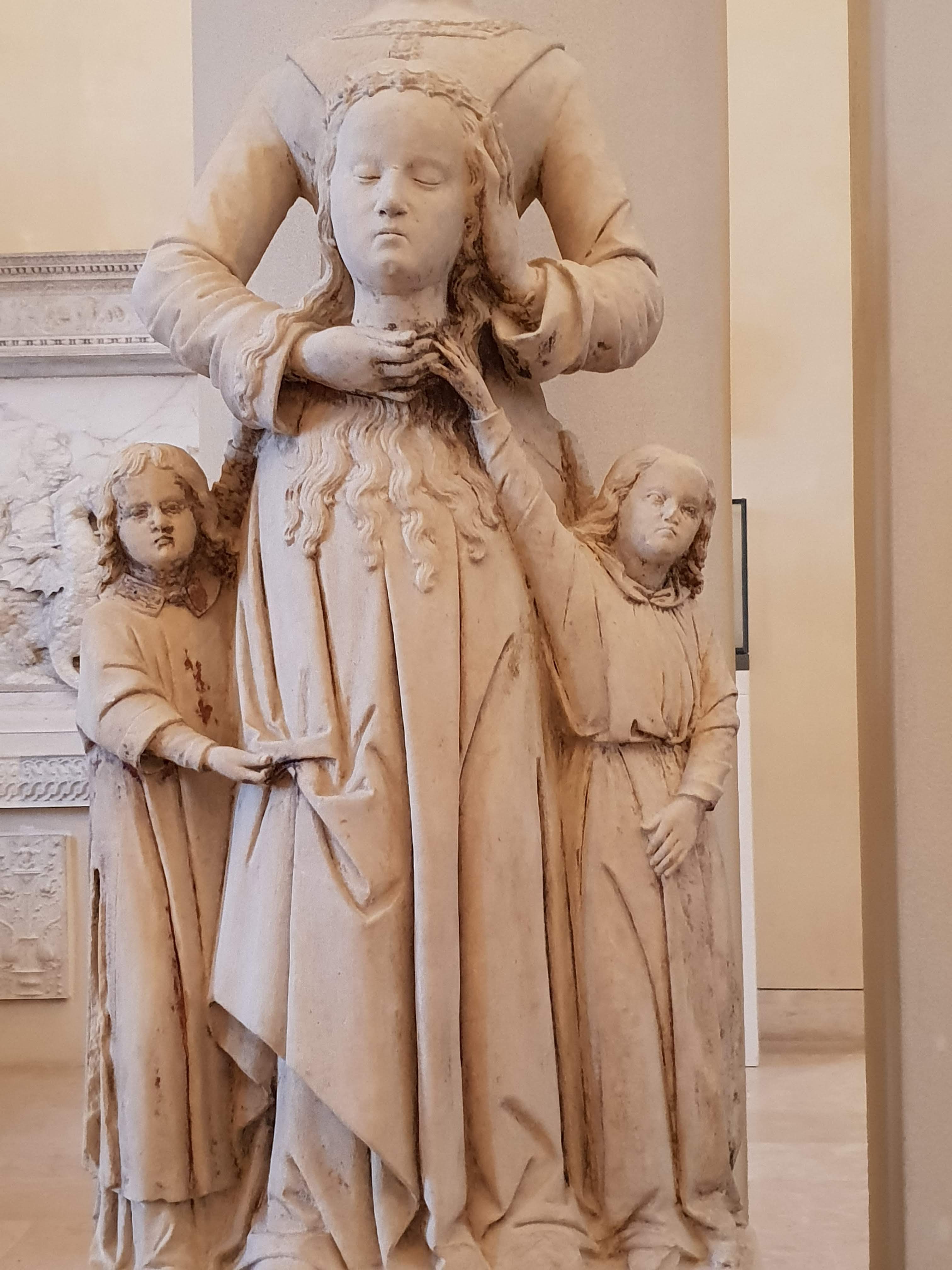 Statues in the Musee du Louvre