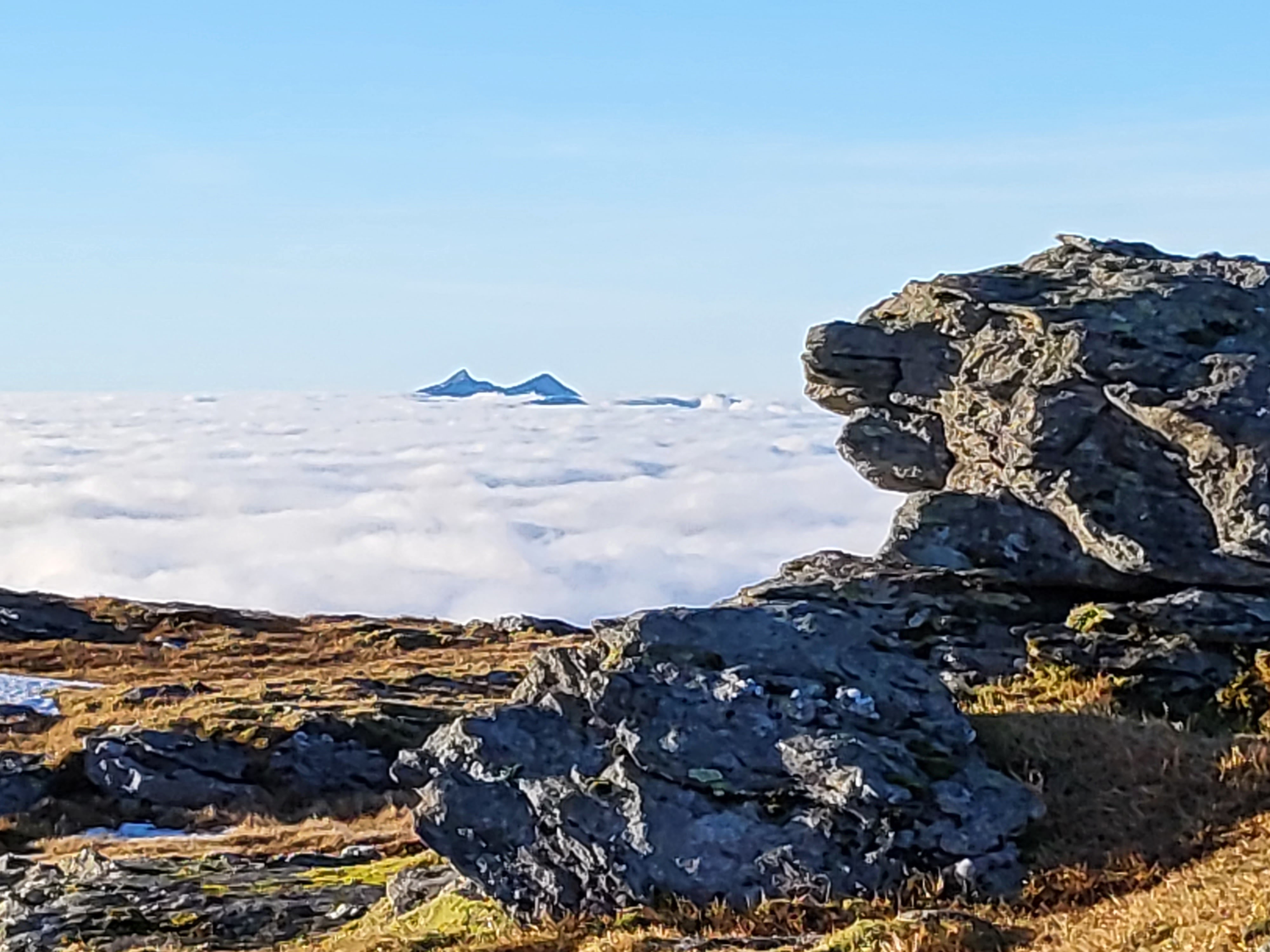 Mountain tops poking through a cloud Inversion
